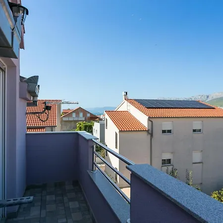 Appartement With A Parking Space Split - 21756