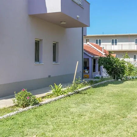 Appartement With A Parking Space Split - 21756 *