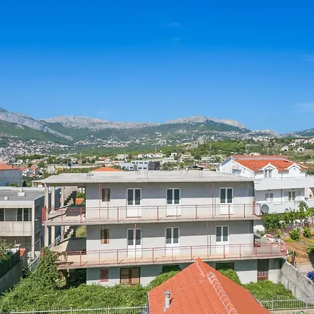 With A Parking Space Split - 21756 Appartement *
